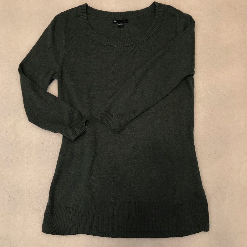 Gap Soft Green Sweater (2 for 10 option🎈)